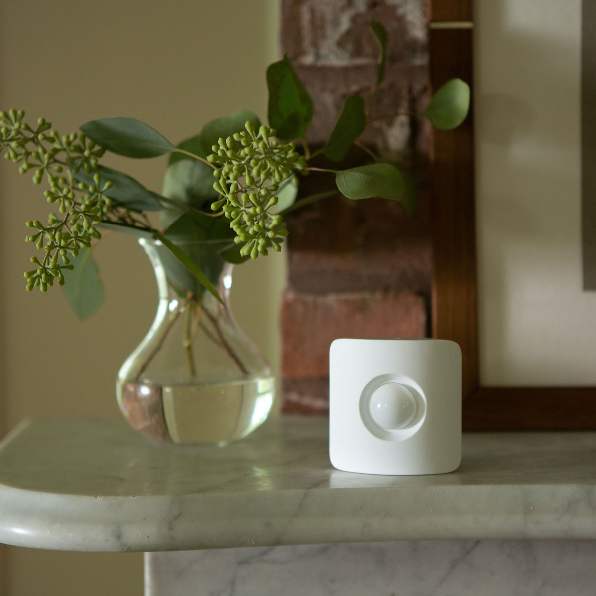 motion sensor on table